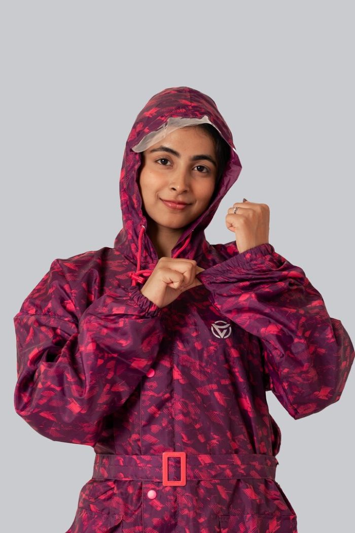 Ladies Raincoat – Geometric Design